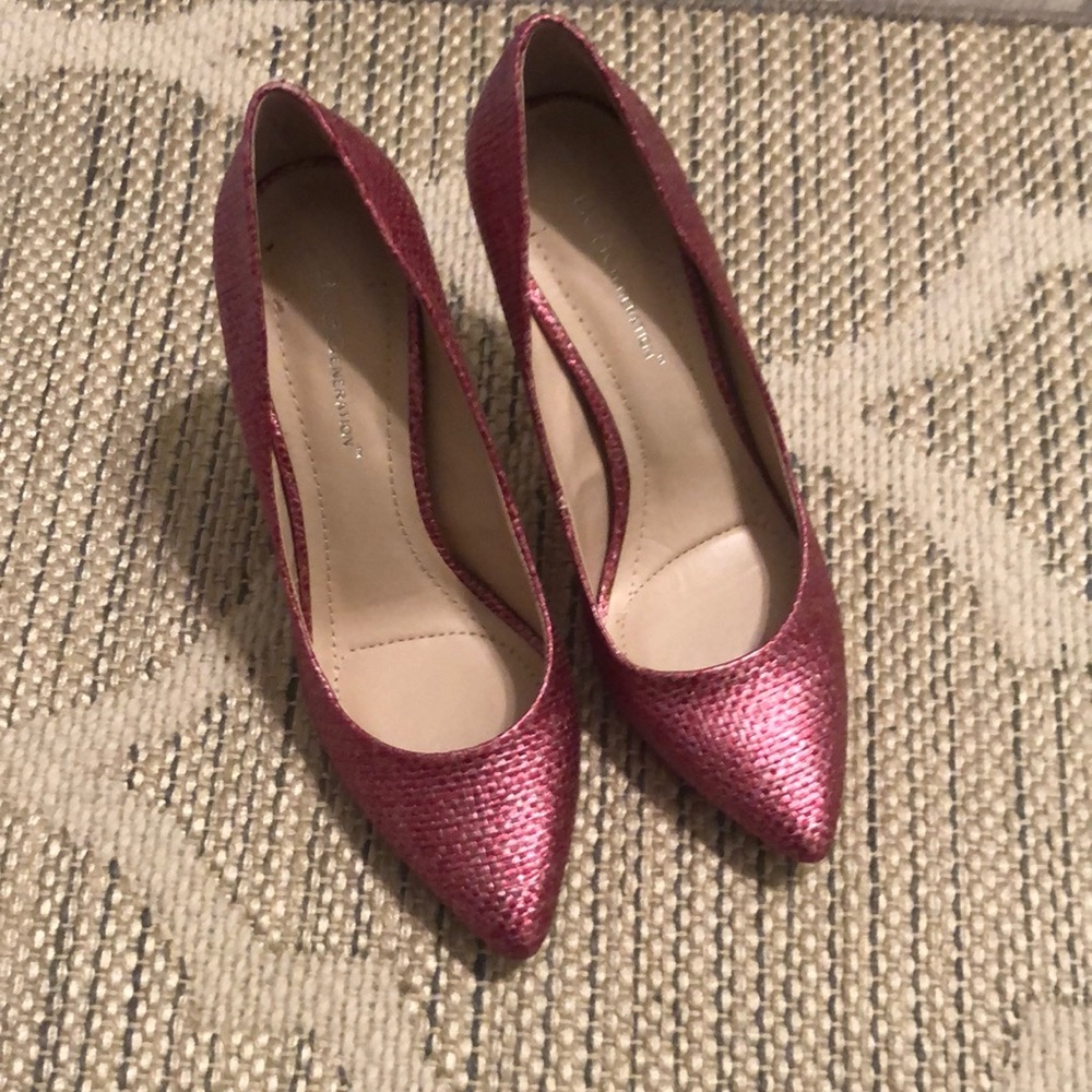 NWOT BCBGeneration Pink Heels